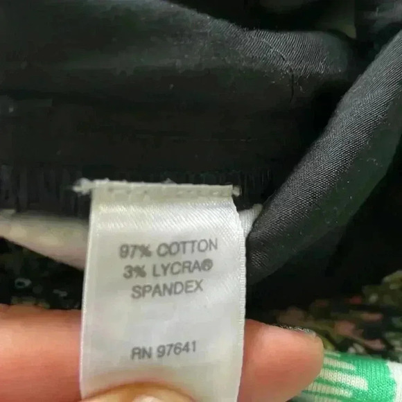 J. JILL Live-In Chino Pants Flat Front Stretch Multicolor Floral WMNS Sz 6p - Picture 6 of 6